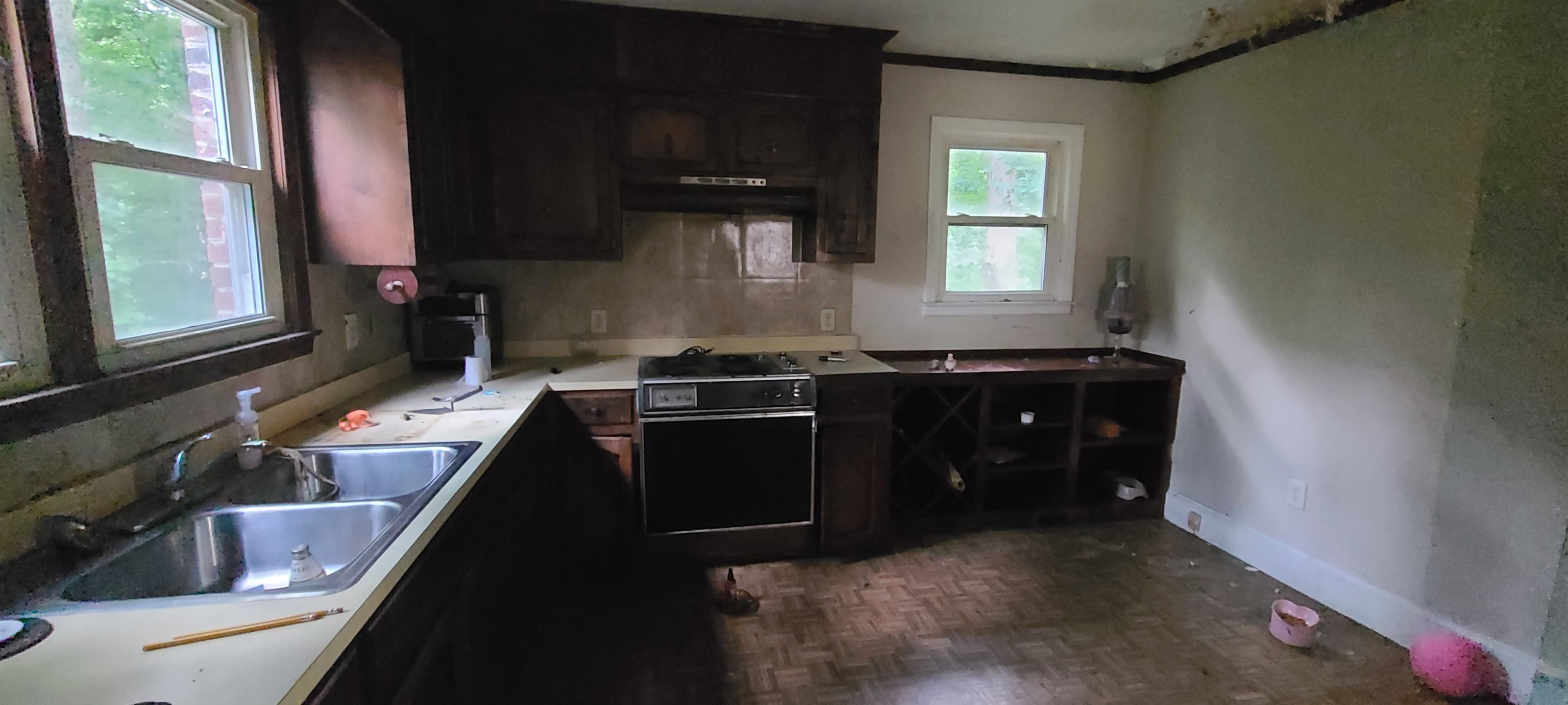 111 Circle Drive Union, SC 29379 - Photo 7 of 16
