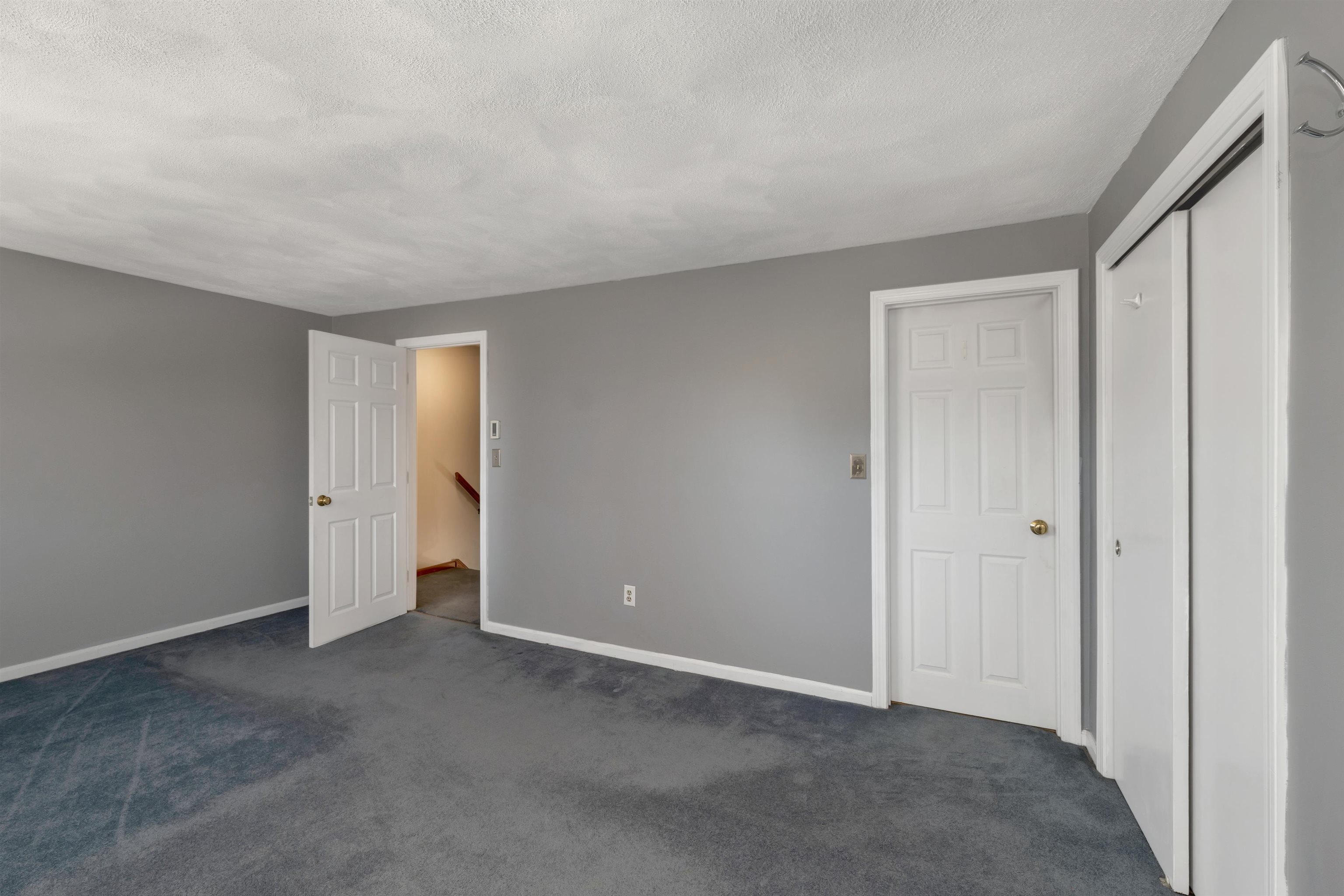 6 Stonegate Lane, Unit 6 Derry, NH 03038 - Photo 17 of 50