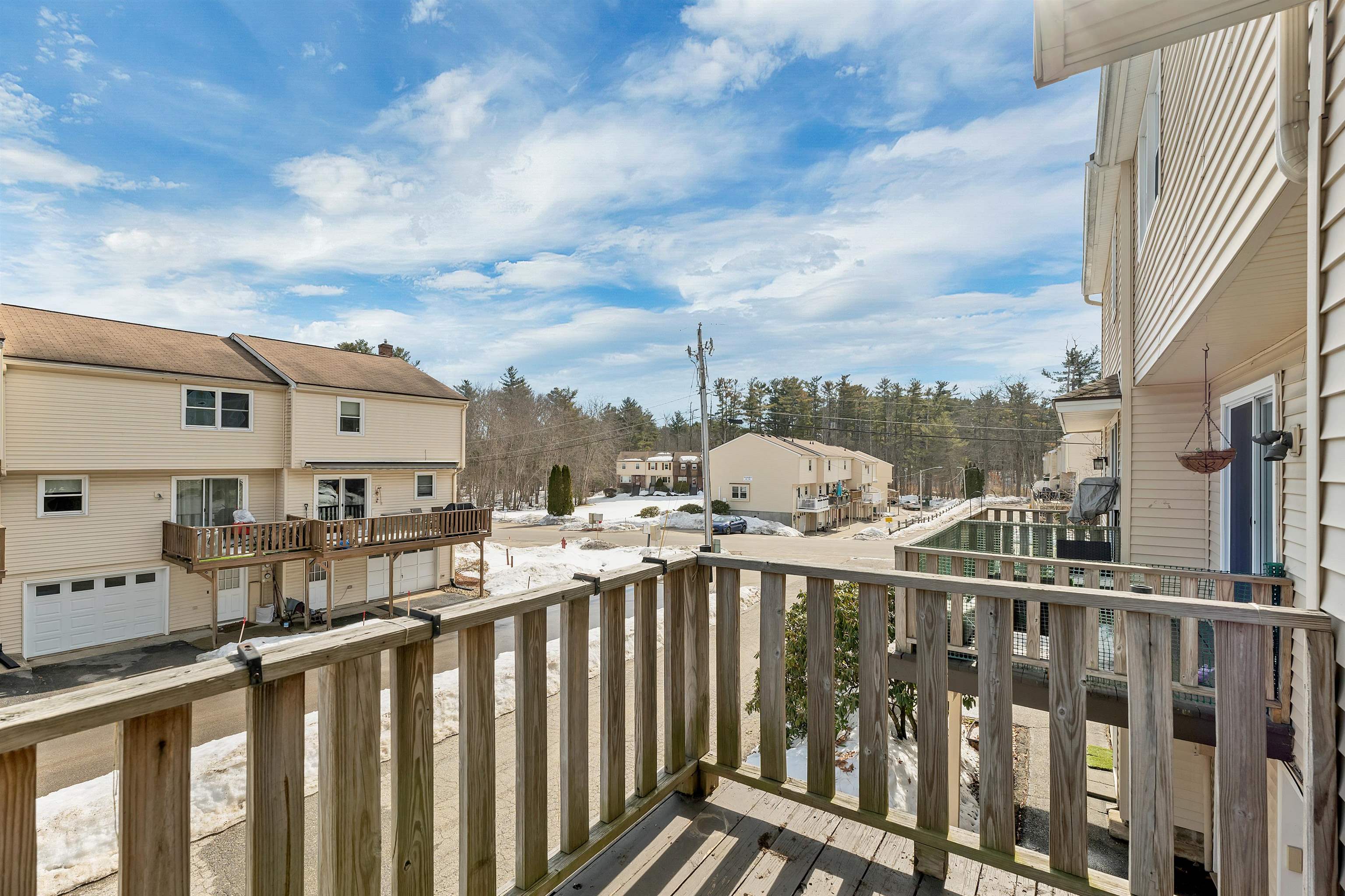 6 Stonegate Lane, Unit 6 Derry, NH 03038 - Photo 25 of 50