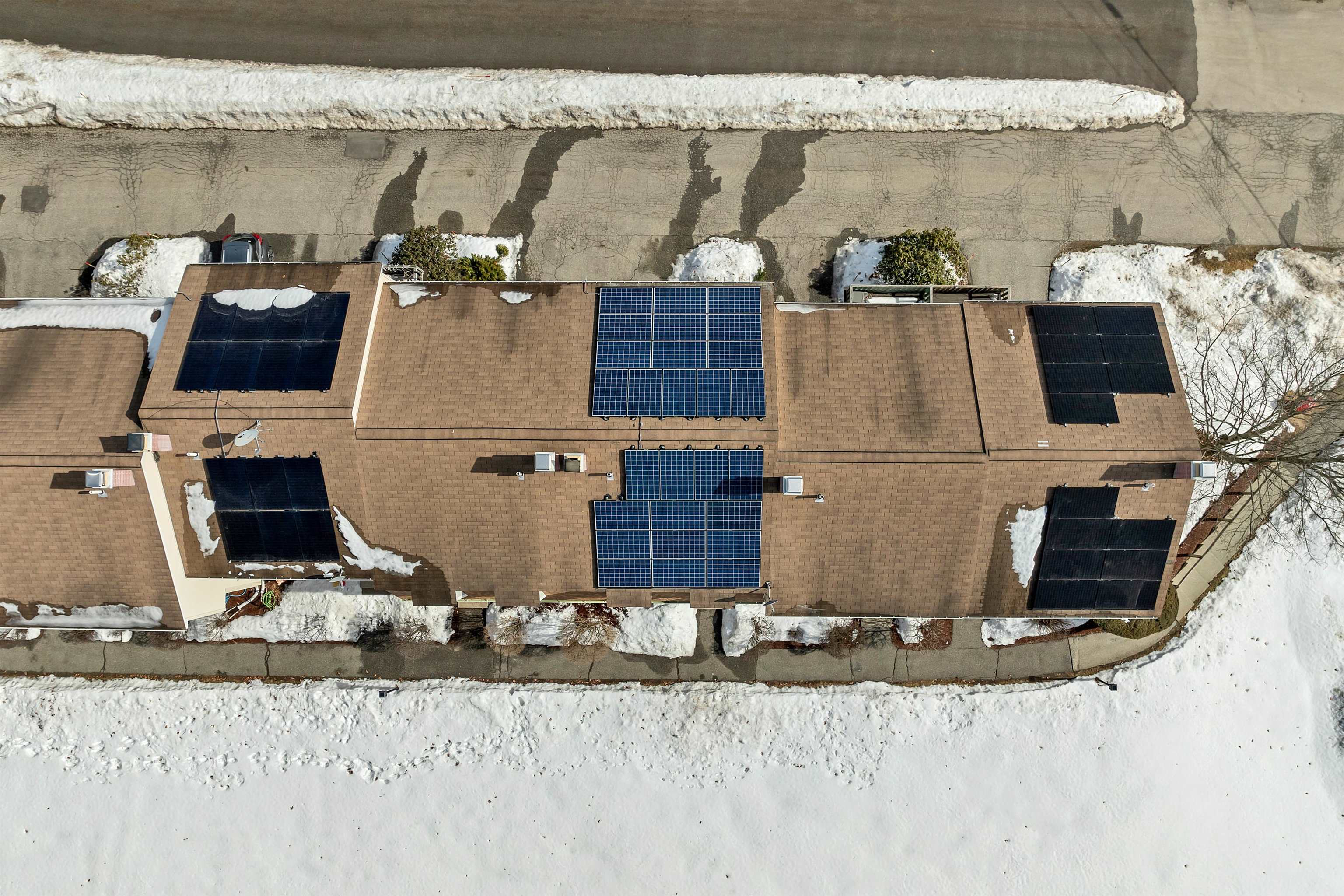 6 Stonegate Lane, Unit 6 Derry, NH 03038 - Photo 34 of 50