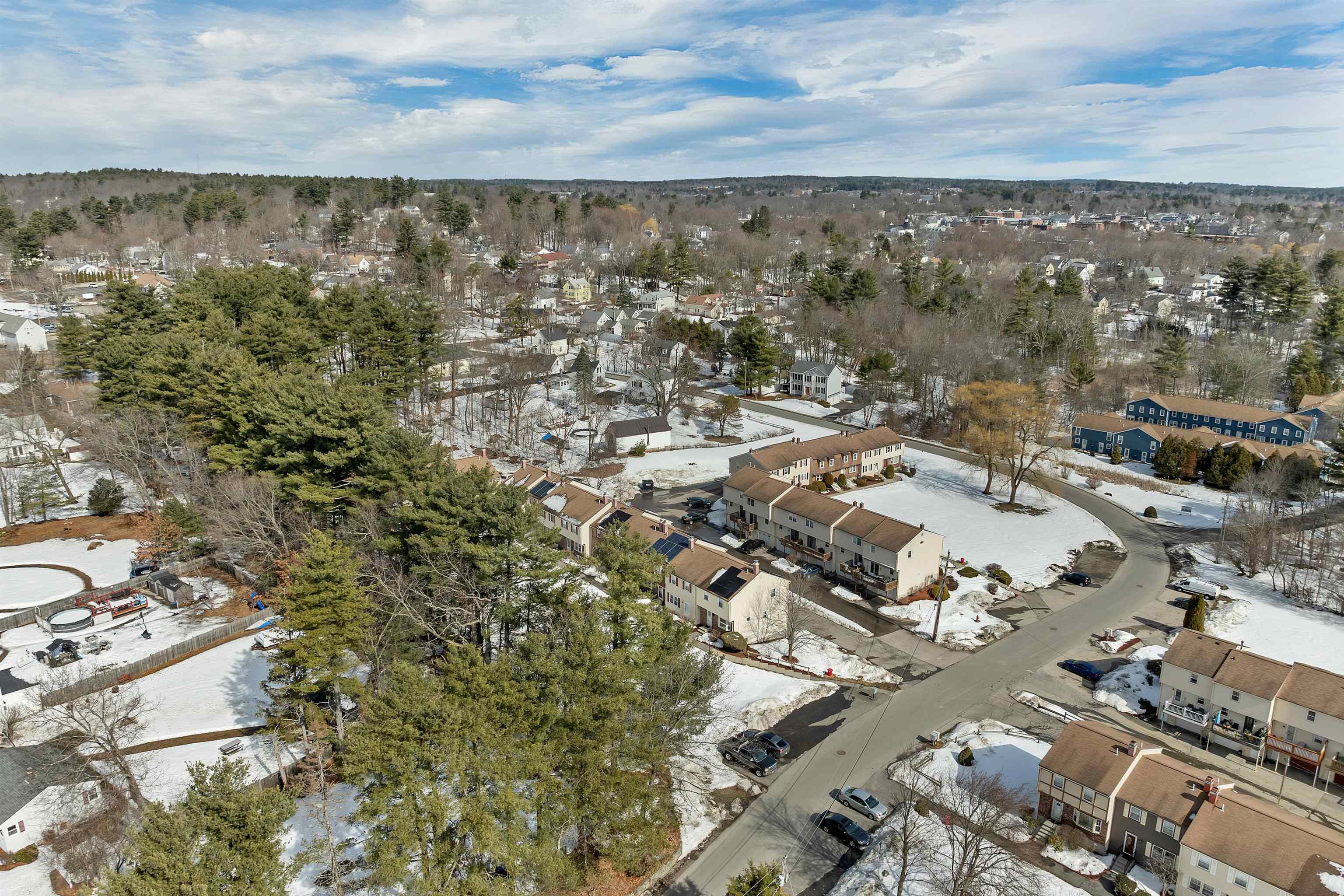 6 Stonegate Lane, Unit 6 Derry, NH 03038 - Photo 36 of 50