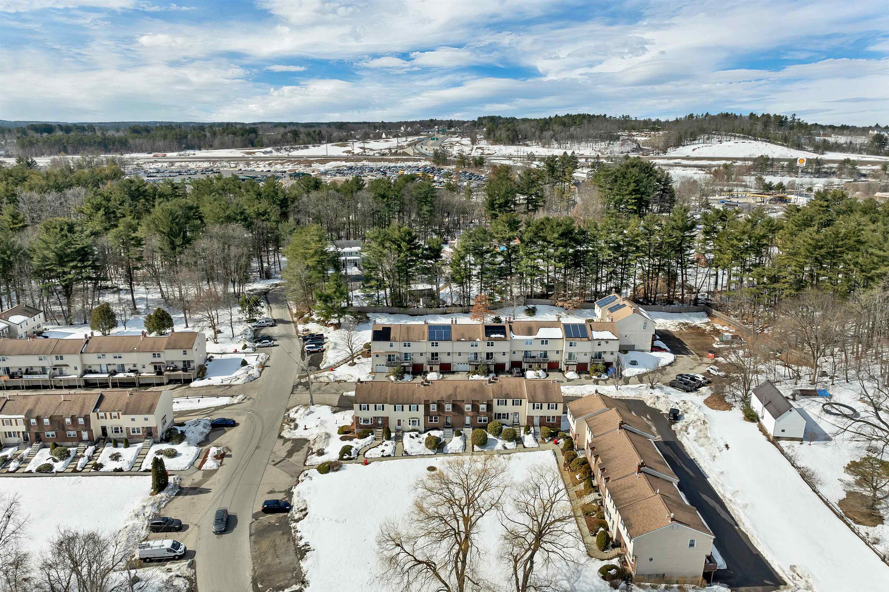 6 Stonegate Lane, Unit 6 Derry, NH 03038 - Photo 38 of 50