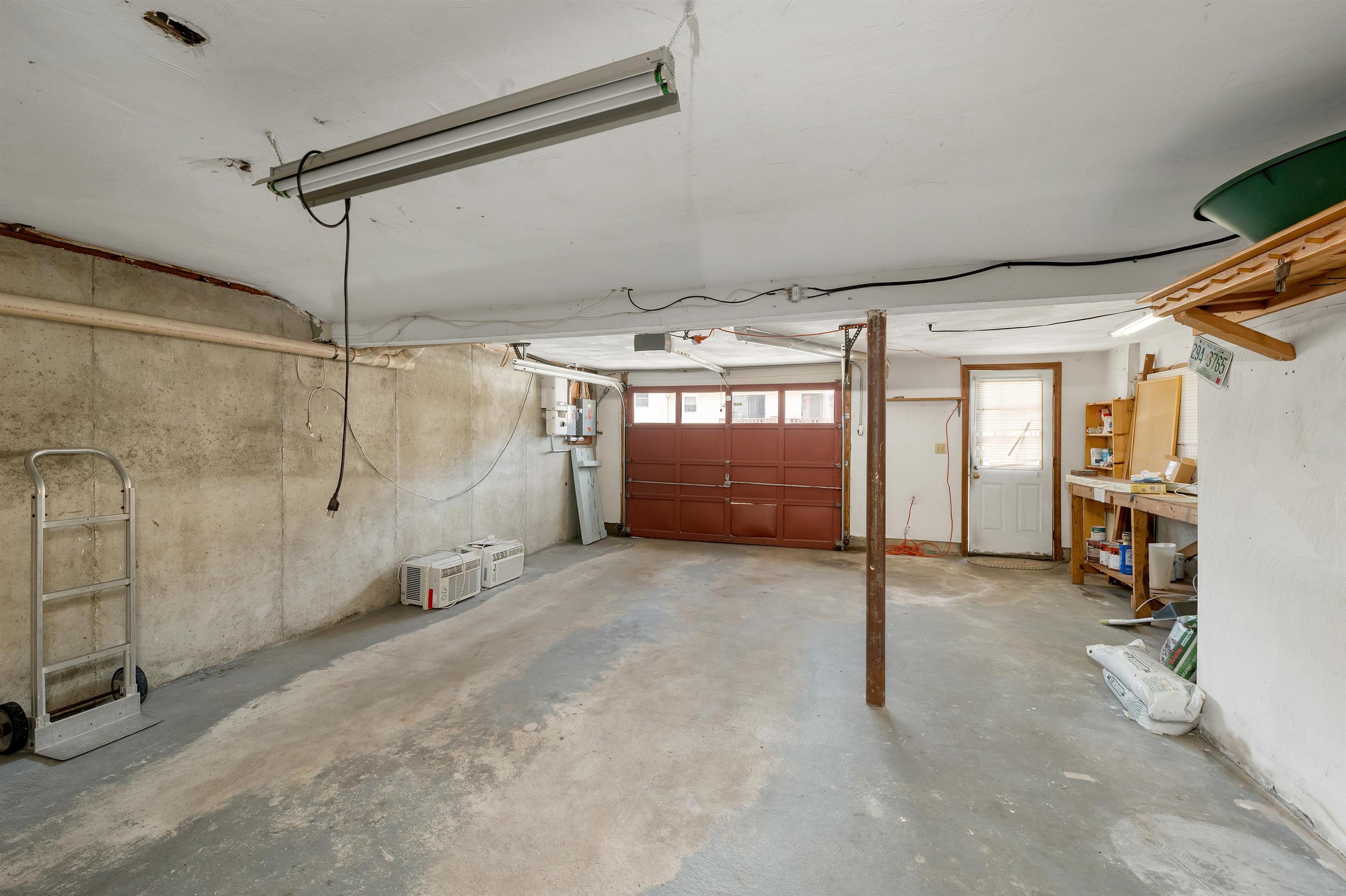 6 Stonegate Lane, Unit 6 Derry, NH 03038 - Photo 45 of 50