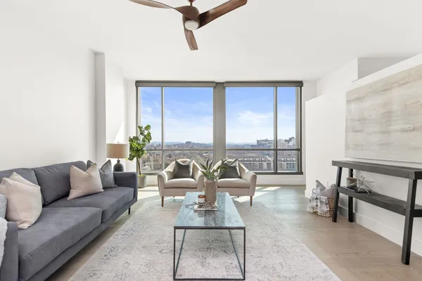 $3,150 | 900 20th Avenue South, Unit 1406, Nashville, TN 37212