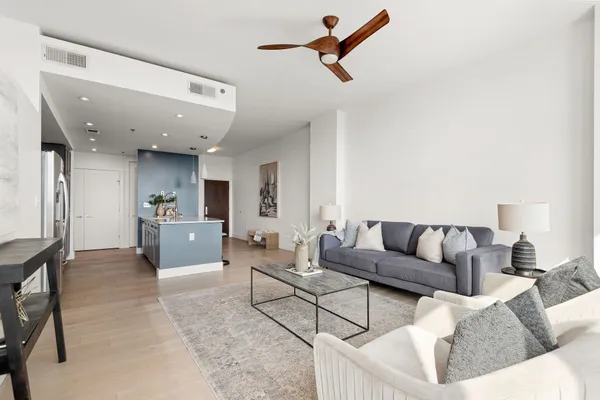 $3,150 | 900 20th Avenue South, Unit 1406, Nashville, TN 37212
