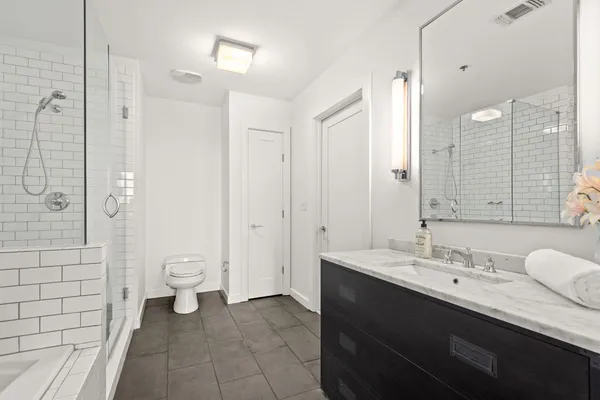 $3,150 | 900 20th Avenue South, Unit 1406, Nashville, TN 37212