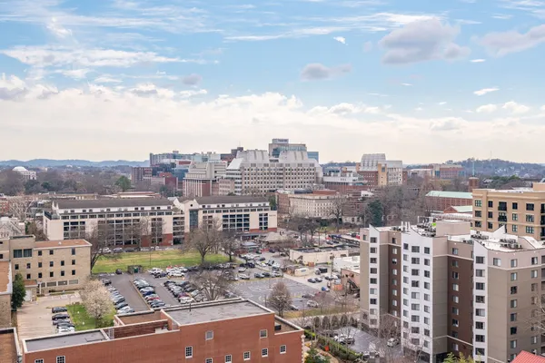 $3,150 | 900 20th Avenue South, Unit 1406, Nashville, TN 37212