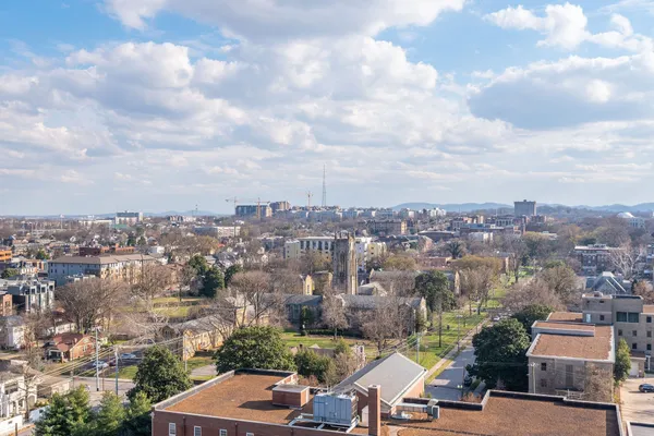 $3,150 | 900 20th Avenue South, Unit 1406, Nashville, TN 37212