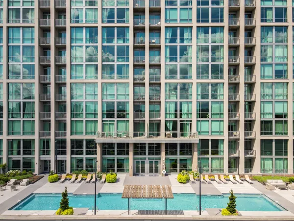 $3,150 | 900 20th Avenue South, Unit 1406, Nashville, TN 37212