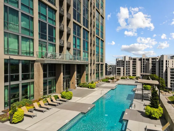 $3,150 | 900 20th Avenue South, Unit 1406, Nashville, TN 37212