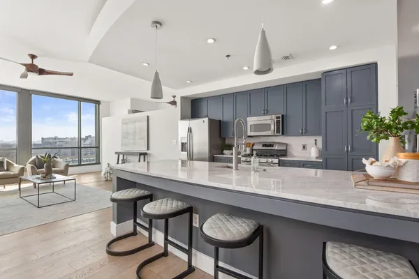 $3,150 | 900 20th Avenue South, Unit 1406, Nashville, TN 37212