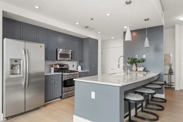 $3,150 | 900 20th Avenue South, Unit 1406, Nashville, TN 37212