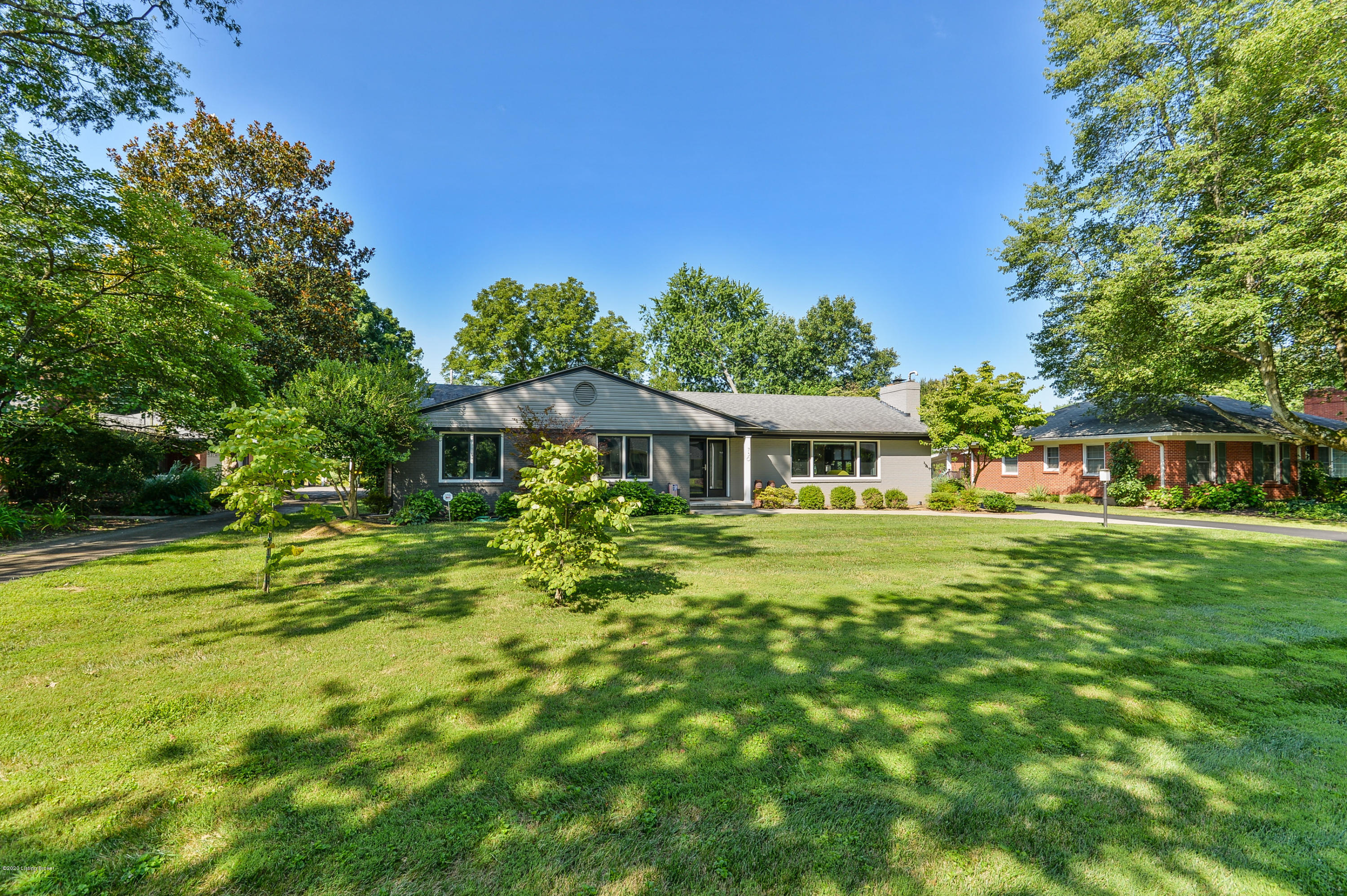 730 Wicklow Road Louisville, KY 40207 - Photo 2 of 54 001 - 20200807 2135