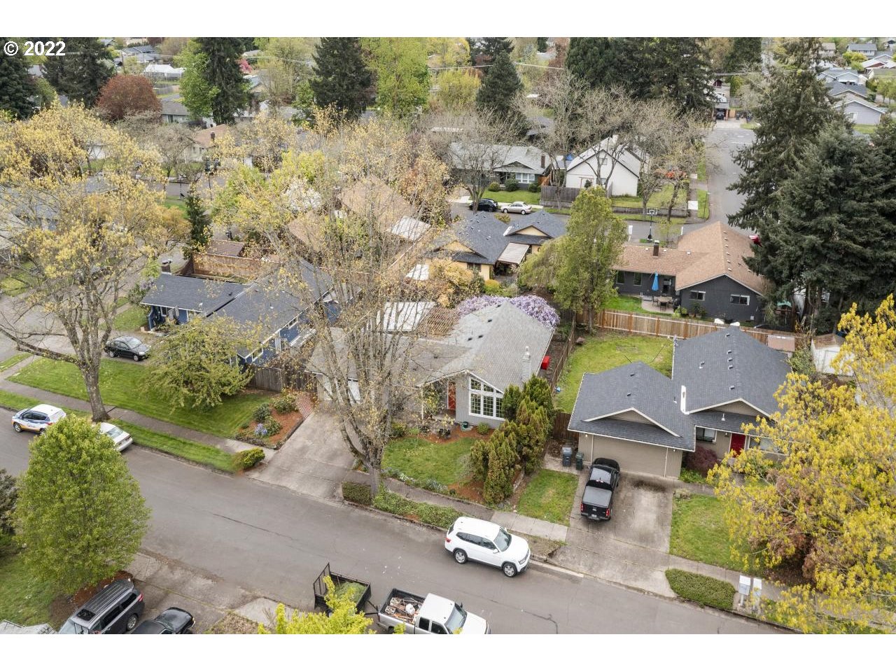 482 Panda Loop Eugene, OR 97401 - Photo 24 of 24 Gallery Image 24