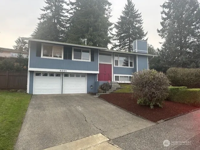 $3,400 | 4001 Southwest 328th Street, Federal Way, WA 98023