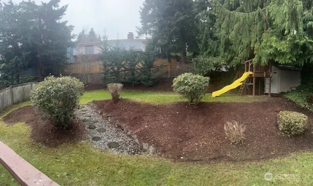 $3,400 | 4001 Southwest 328th Street, Federal Way, WA 98023