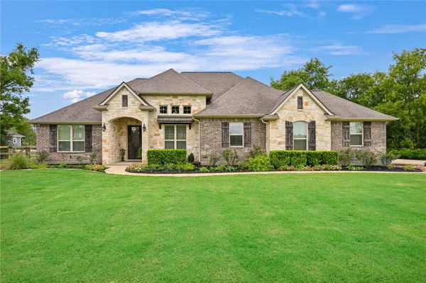 $658,500 | 8527 Green Branch Loop, Bryan, TX 77808