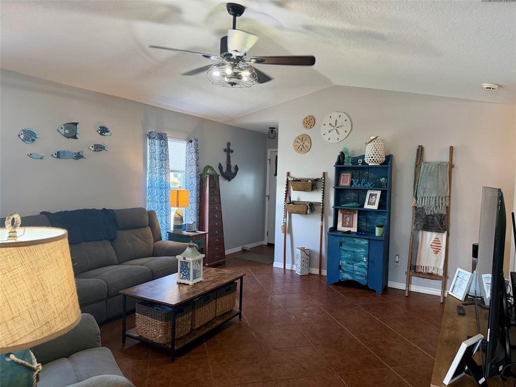 107 Douglas Street Edgewater, FL 32141 - Photo 12 of 40