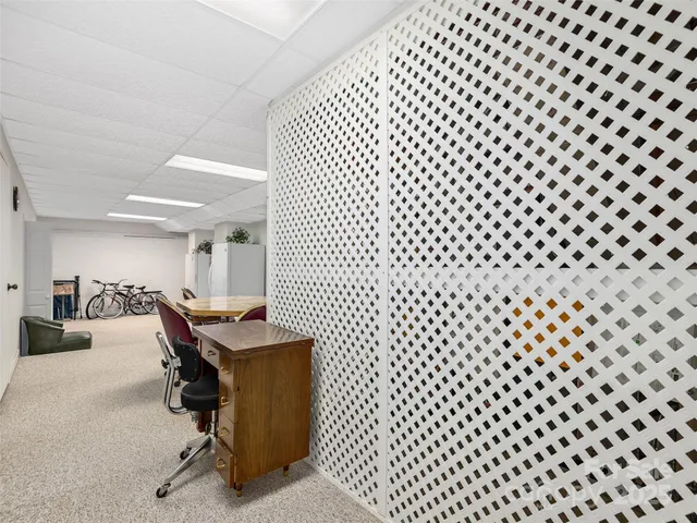 $575,000 | 525 Maren Court, Hendersonville, NC 28739