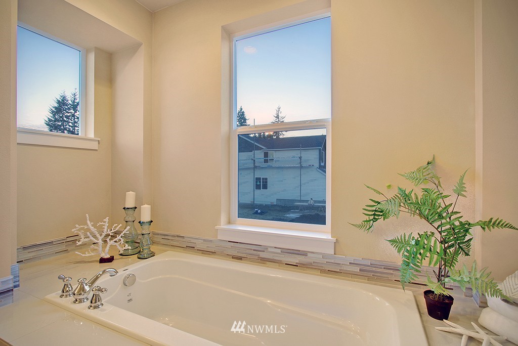 10832 Northeast 190th Place Bothell, WA 98011 - Photo 16 of 20 Gallery Image 16