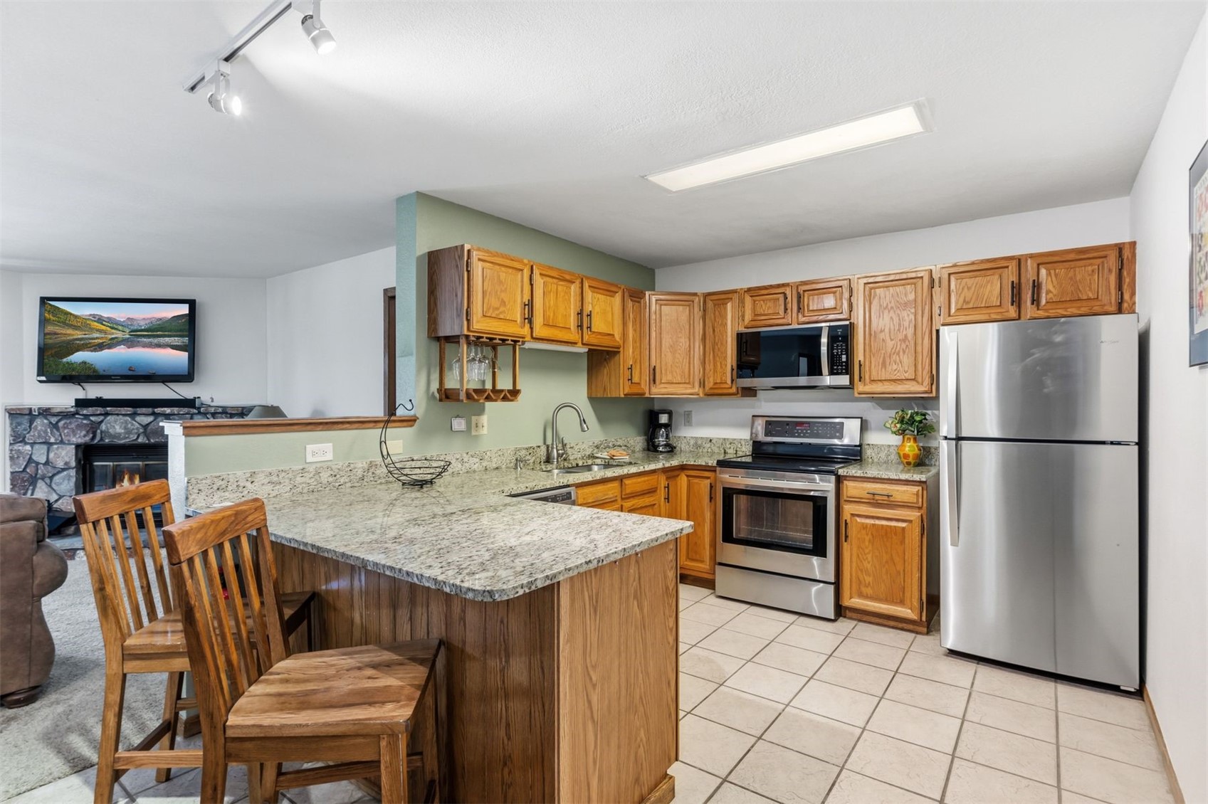 89410 Ryan Gulch Road, Unit 307 Silverthorne, CO 80498 - Photo 2 of 39