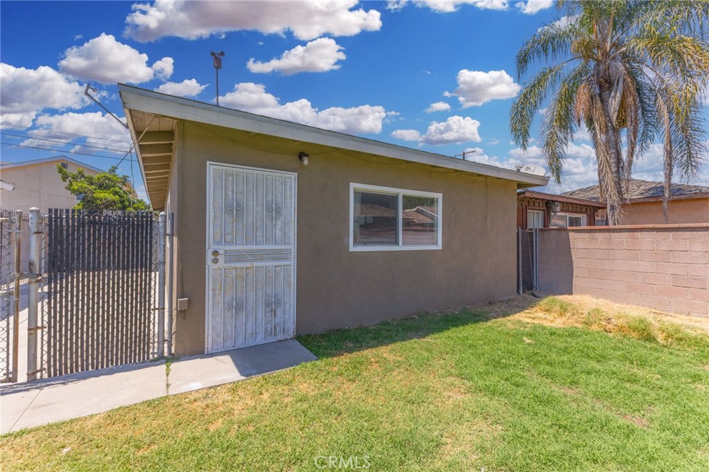 1607 South Atlantic Drive Compton, CA 90221 - Photo 43 of 75 Guest House