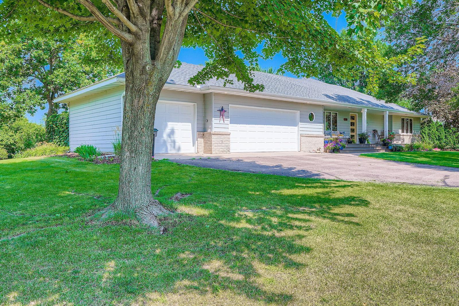 1710 Valley Ridge Trail South Chanhassen, MN 55317 - Photo 1 of 24 Gallery Image 1