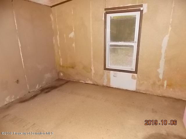 579 Barton Road Thompson, PA 18465 - Photo 11 of 16 Gallery Image 11