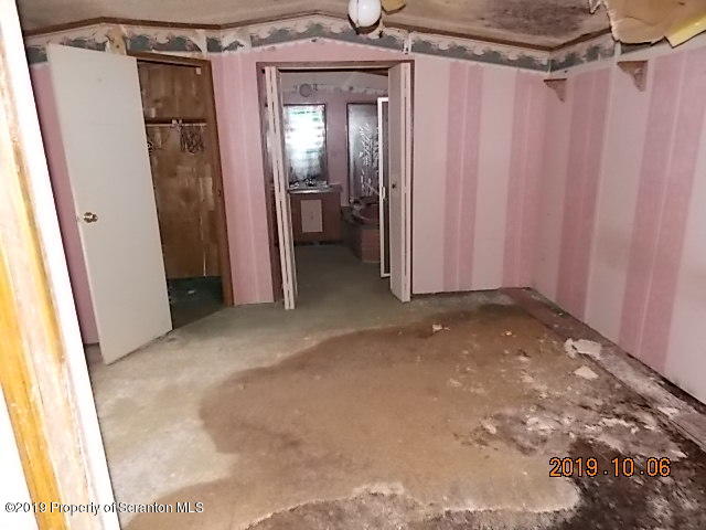 579 Barton Road Thompson, PA 18465 - Photo 7 of 16 Gallery Image 7
