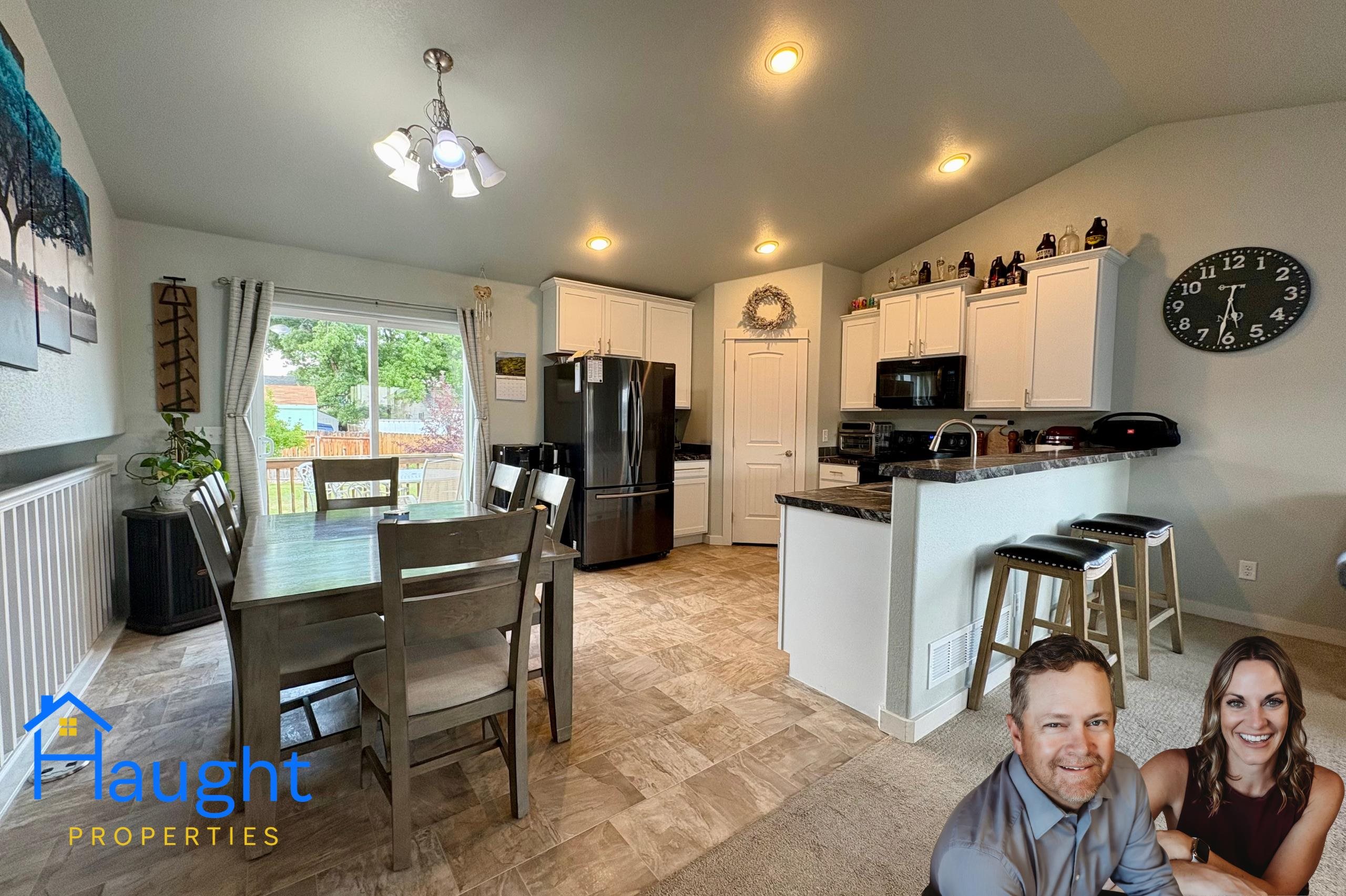 930 Flicker Street Douglas, WY 82633 - Photo 6 of 30