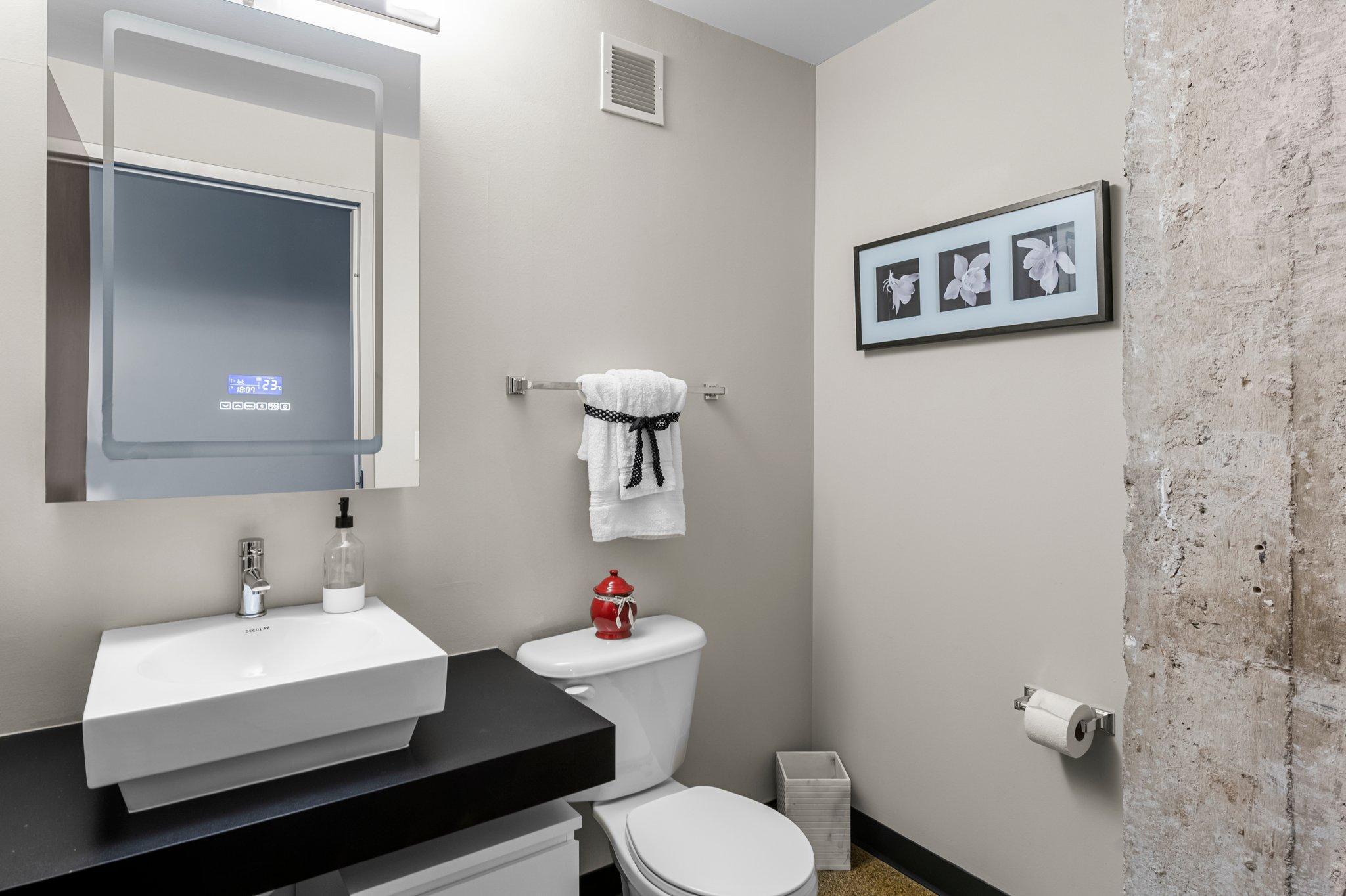 350 St Peter Street, Unit 701 St. Paul, MN 55102 - Photo 11 of 25