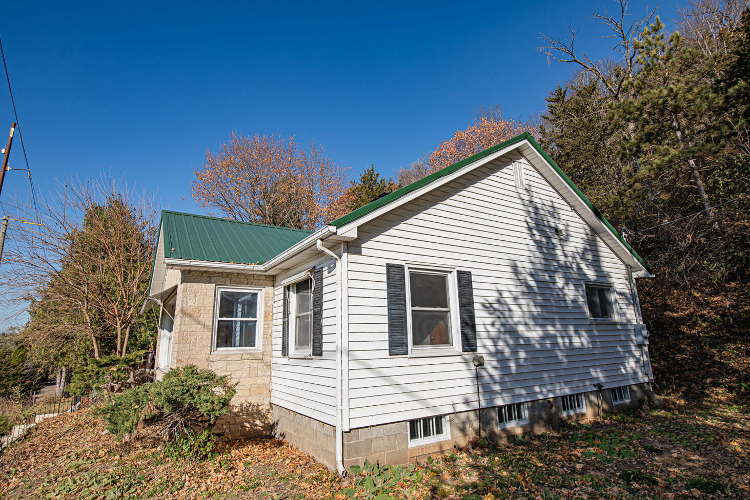 W508 Spur Lane Buffalo, WI 54629 - Photo 6 of 29 06 side