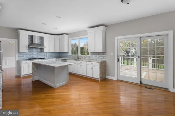 $1,100,000 | 2 Thorn Lane, Chesterfield, NJ 08515