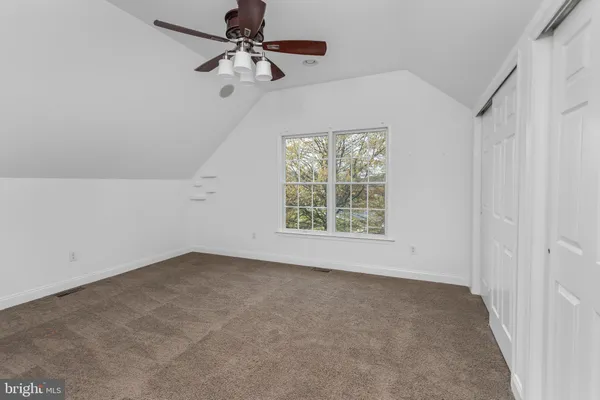 $1,100,000 | 2 Thorn Lane, Chesterfield, NJ 08515