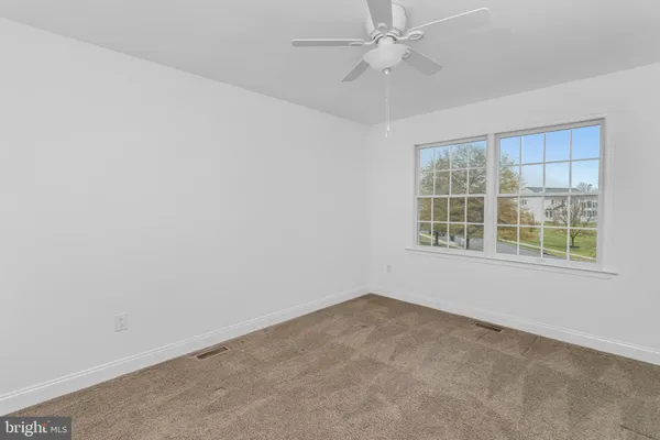 $1,100,000 | 2 Thorn Lane, Chesterfield, NJ 08515