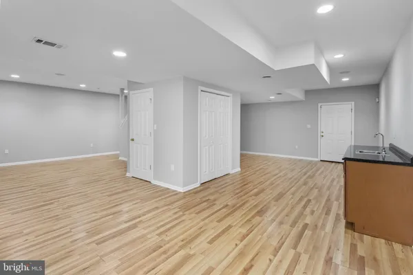 $1,100,000 | 2 Thorn Lane, Chesterfield, NJ 08515