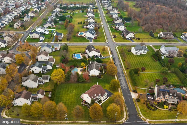 $1,100,000 | 2 Thorn Lane, Chesterfield, NJ 08515