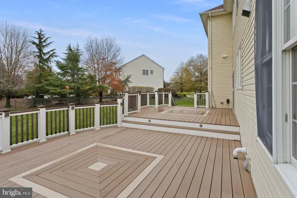 $1,100,000 | 2 Thorn Lane, Chesterfield, NJ 08515