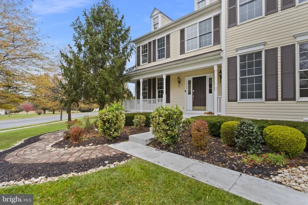 $1,100,000 | 2 Thorn Lane, Chesterfield, NJ 08515