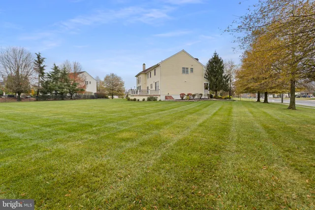 $1,269,000 | 2 Thorn Lane, Chesterfield, NJ 08515