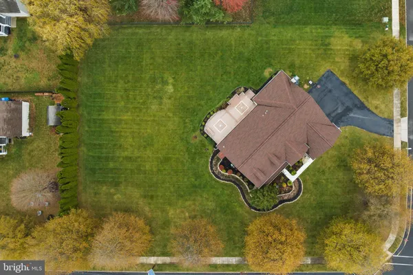 $1,100,000 | 2 Thorn Lane, Chesterfield, NJ 08515