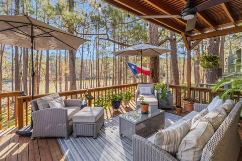 $255,000 | 154 Villa Way, Coldspring, TX 77331
