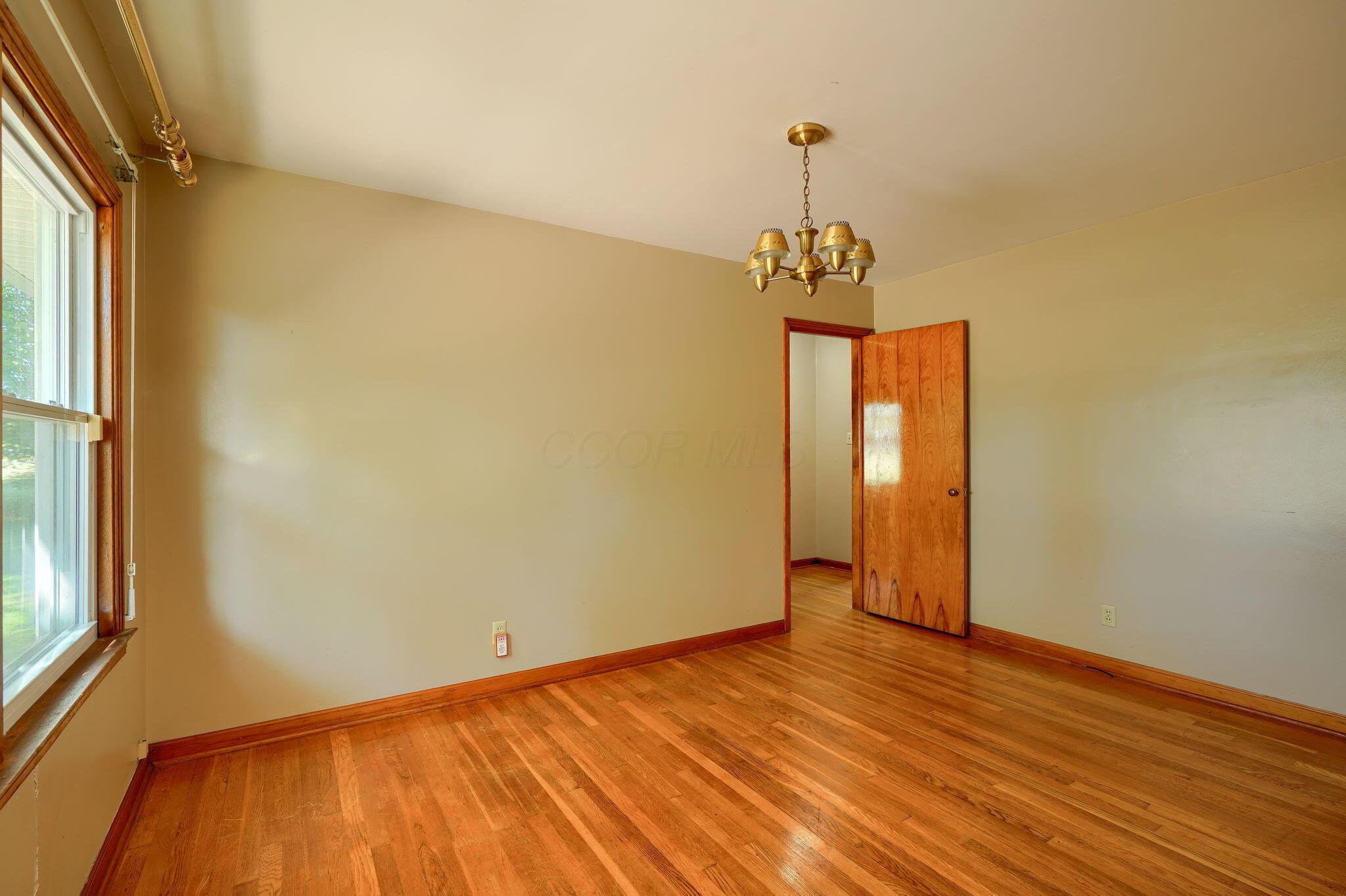 311 Tarlton Road Circleville, OH 43113 - Photo 31 of 42 311 Tarlton Rd (43)