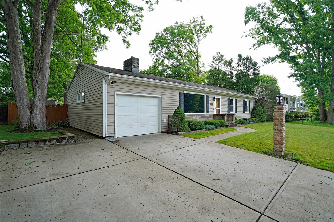 259 West 4th Street Corning, NY 14830 - Photo 3 of 28