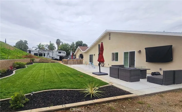 $899,000 | 7556 Frazer Drive, Jurupa Valley, CA 92509