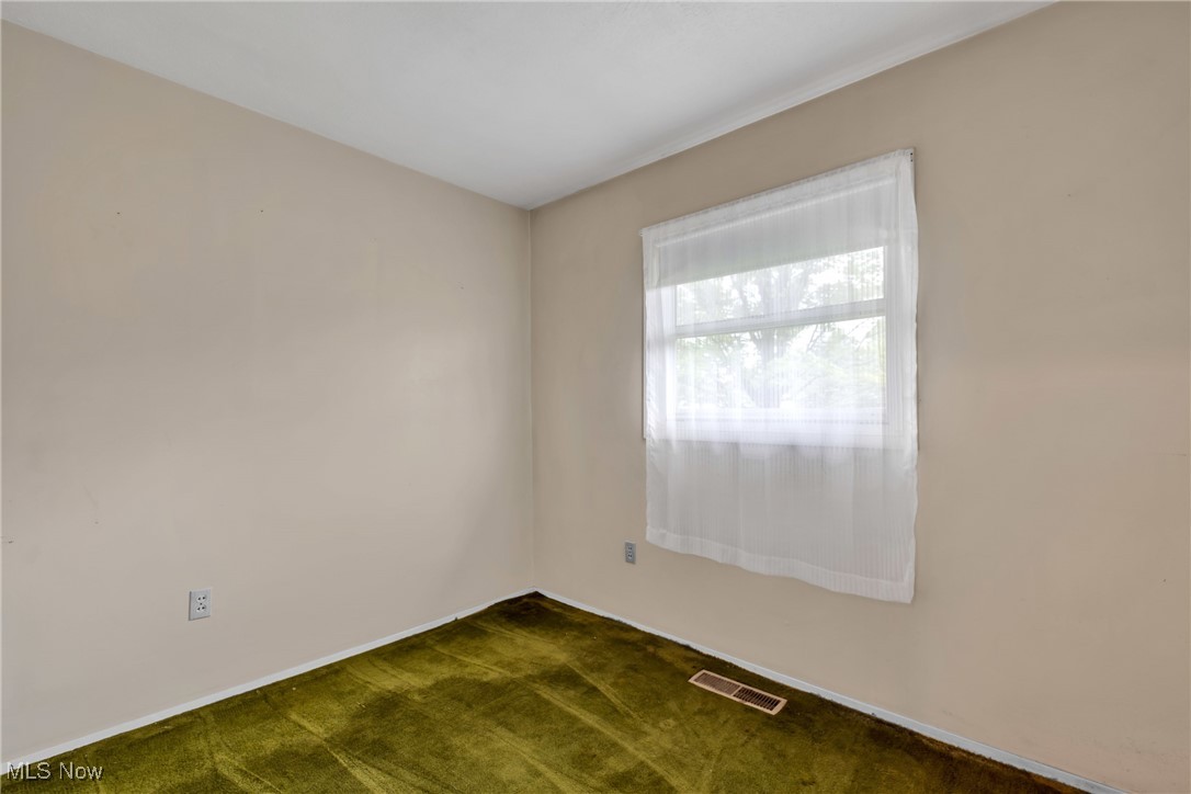 380 Longview Road Medina, OH 44256 - Photo 12 of 23 smallest bedroom