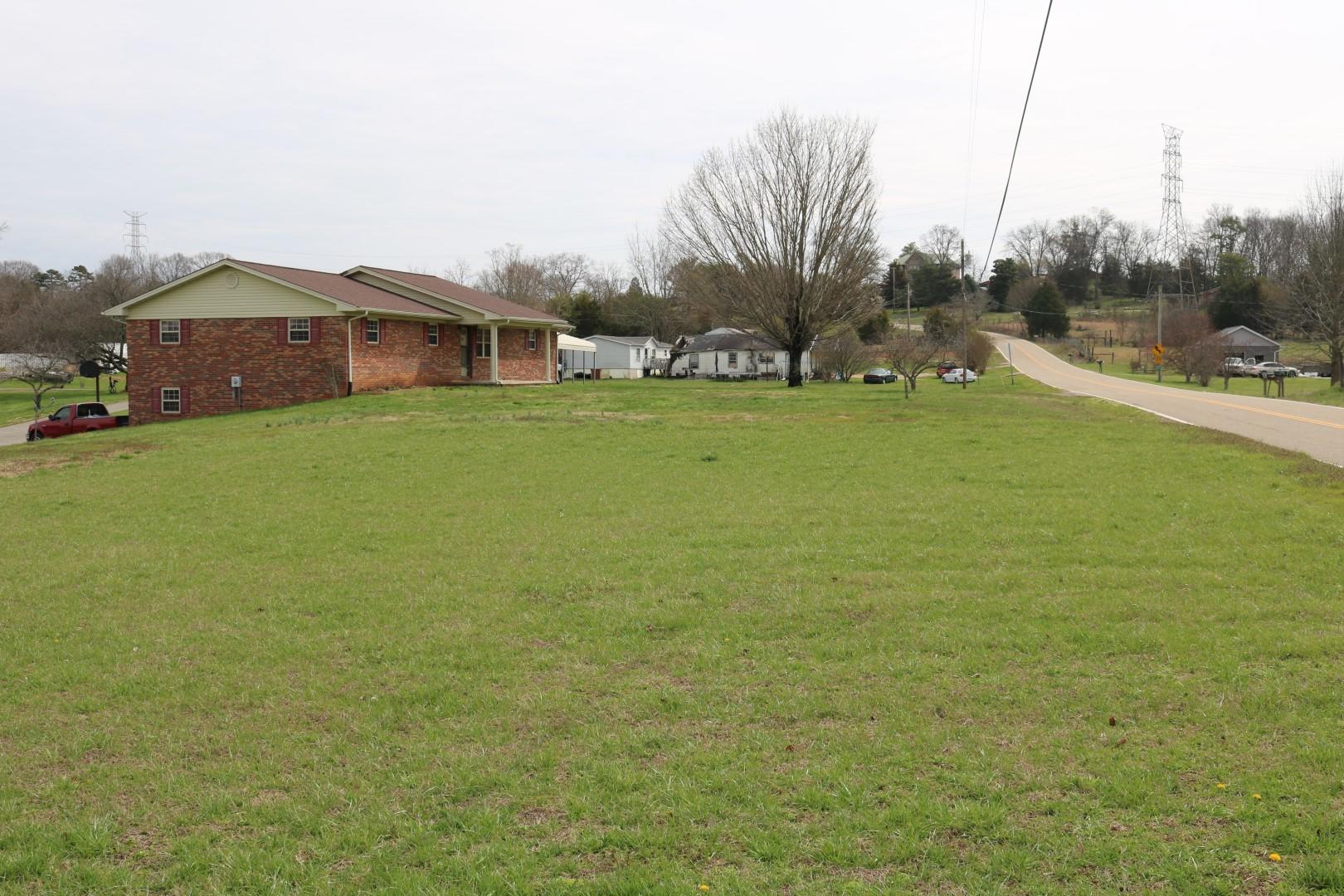 534 North White Pine Road Talbott, TN 37877 - Photo 16 of 23 front yard