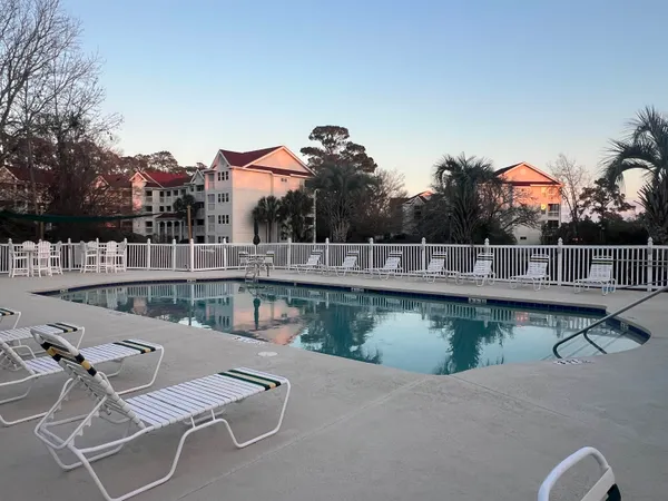 $1,550 | 4622 Greenbriar Drive, Unit G13, Little River, SC 29566