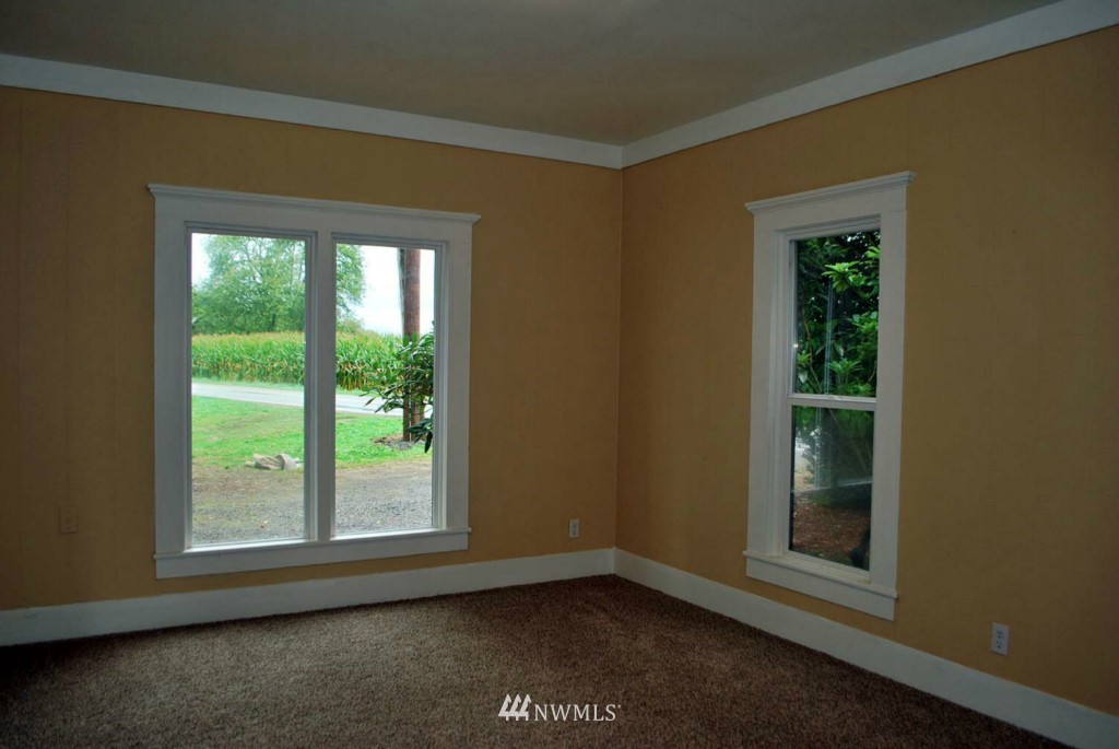 7309 Emerson Road Everson, WA 98247 - Photo 9 of 25