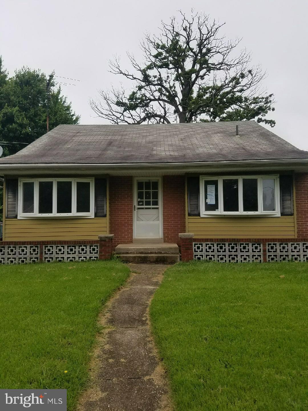 7712 Beekay Road Baltimore, MD 21219 - Photo 1 of 10 Exterior (Front)